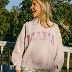 QUEEN OF SPARKLES Light Pink MAMA Sweatshirt